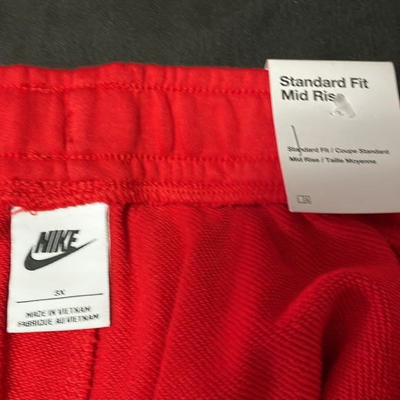 Nike Women's Sportswear Plus Size Club Fleece French Terry Shorts - Red NWOT - Picture 9 of 11